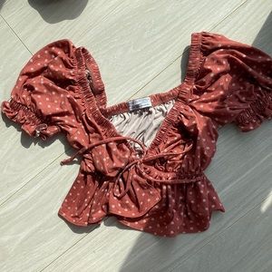 urban outfitters tie front daisy print crop